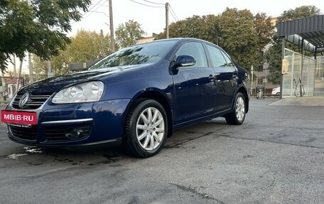 Volkswagen Jetta VI, 2010 год, 755 000 рублей, 7 фотография