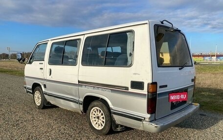 Toyota HiAce H50 H60 H70, 1988 год, 570 000 рублей, 7 фотография