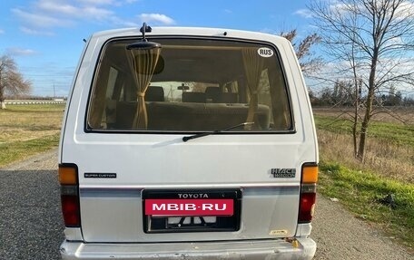 Toyota HiAce H50 H60 H70, 1988 год, 570 000 рублей, 5 фотография