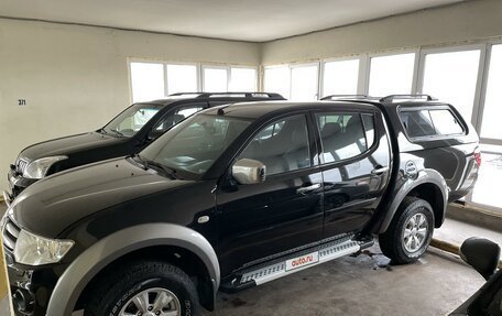 Mitsubishi L200 IV рестайлинг, 2013 год, 1 495 000 рублей, 4 фотография