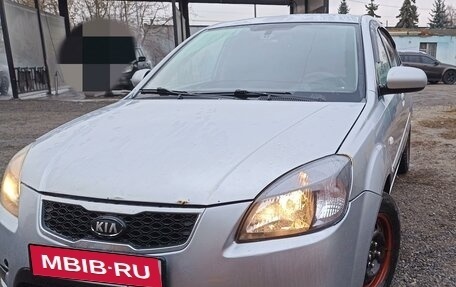 KIA Rio II, 2010 год, 520 000 рублей, 1 фотография