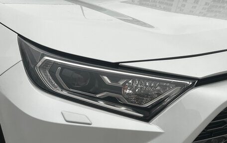 Toyota RAV4, 2022 год, 4 975 000 рублей, 11 фотография