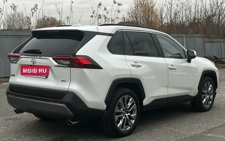 Toyota RAV4, 2022 год, 4 975 000 рублей, 8 фотография