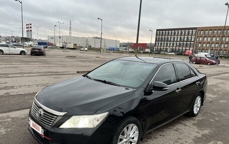 Toyota Camry, 2013 год, 2 100 000 рублей, 12 фотография