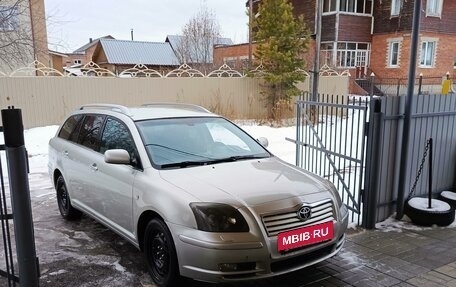 Toyota Avensis III рестайлинг, 2005 год, 980 000 рублей, 3 фотография