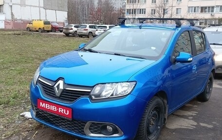 Renault Sandero II рестайлинг, 2016 год, 950 000 рублей, 1 фотография