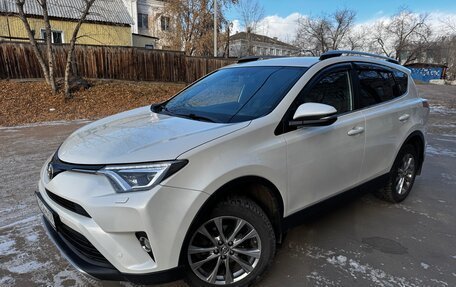 Toyota RAV4, 2016 год, 2 888 000 рублей, 3 фотография