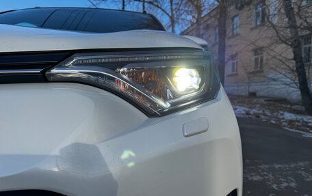 Toyota RAV4, 2016 год, 2 888 000 рублей, 19 фотография