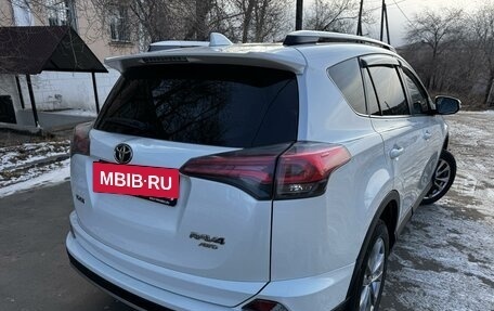 Toyota RAV4, 2016 год, 2 888 000 рублей, 5 фотография