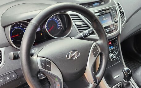 Hyundai Elantra V, 2013 год, 1 598 000 рублей, 24 фотография