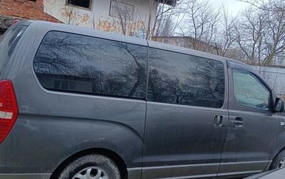 Hyundai H-1 II рестайлинг, 2012 год, 1 750 000 рублей, 1 фотография