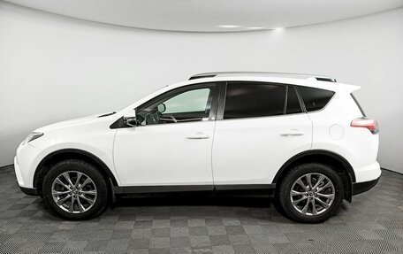 Toyota RAV4, 2018 год, 2 797 000 рублей, 10 фотография