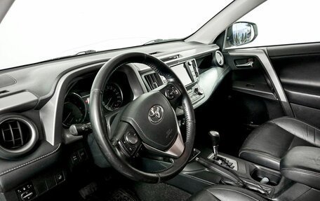 Toyota RAV4, 2018 год, 2 797 000 рублей, 20 фотография