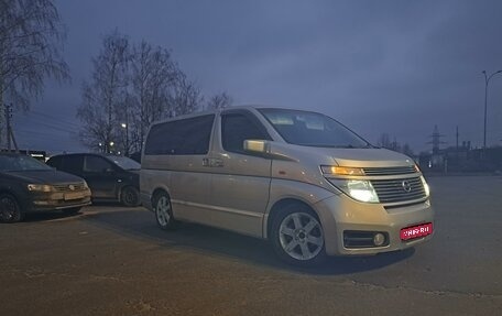 Nissan Elgrand III, 2003 год, 949 000 рублей, 1 фотография