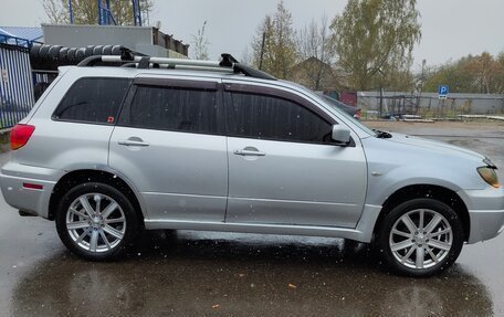 Mitsubishi Outlander III рестайлинг 3, 2002 год, 570 000 рублей, 9 фотография