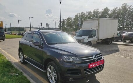 Volkswagen Touareg III, 2011 год, 2 400 000 рублей, 8 фотография