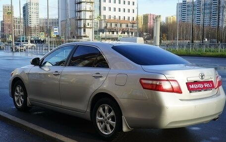 Toyota Camry, 2011 год, 1 800 000 рублей, 7 фотография