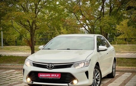 Toyota Camry, 2017 год, 2 800 000 рублей, 1 фотография