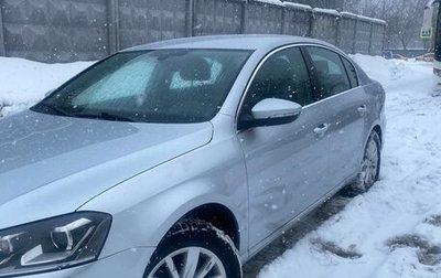 Volkswagen Passat B7, 2013 год, 2 000 000 рублей, 1 фотография