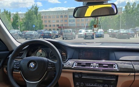 BMW 7 серия, 2012 год, 2 400 000 рублей, 10 фотография