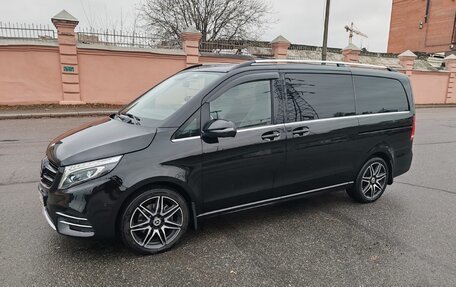 Mercedes-Benz V-Класс, 2018 год, 6 550 000 рублей, 1 фотография