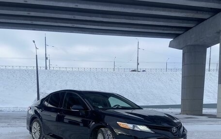 Toyota Camry, 2017 год, 2 900 000 рублей, 6 фотография