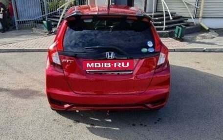 Honda Fit III, 2019 год, 1 300 000 рублей, 7 фотография