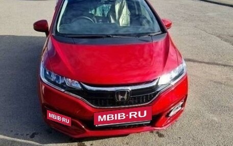 Honda Fit III, 2019 год, 1 300 000 рублей, 4 фотография