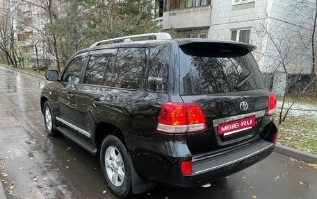 Toyota Land Cruiser 200, 2011 год, 3 200 000 рублей, 4 фотография