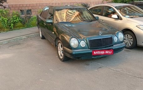 Mercedes-Benz E-Класс, 1997 год, 220 000 рублей, 6 фотография