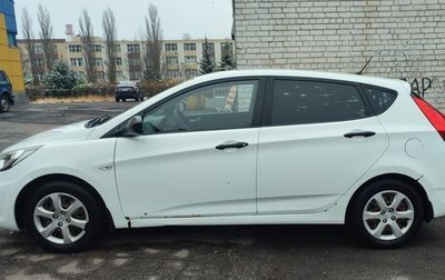 Hyundai Solaris II рестайлинг, 2011 год, 750 000 рублей, 1 фотография