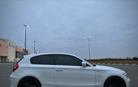 BMW 1 серия, 2011 год, 960 000 рублей, 5 фотография