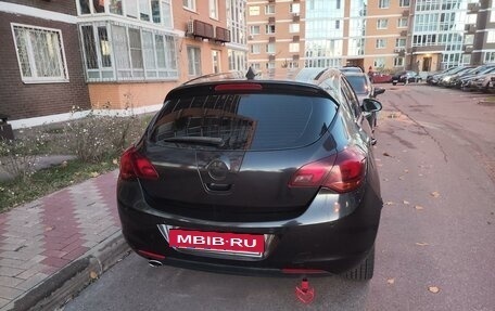 Opel Astra J, 2011 год, 1 100 000 рублей, 4 фотография