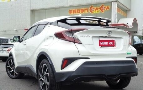 Toyota C-HR I рестайлинг, 2019 год, 1 357 000 рублей, 29 фотография