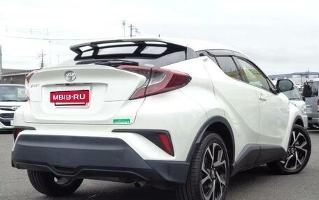 Toyota C-HR I рестайлинг, 2019 год, 1 357 000 рублей, 34 фотография