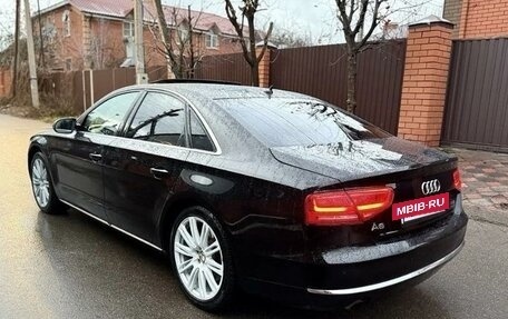 Audi A8, 2011 год, 1 280 000 рублей, 10 фотография