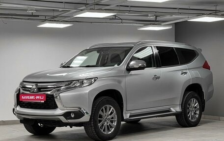 Mitsubishi Pajero Sport III рестайлинг, 2018 год, 3 580 000 рублей, 9 фотография