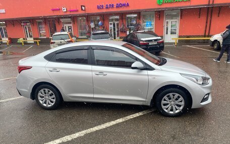 Hyundai Solaris II рестайлинг, 2018 год, 1 560 000 рублей, 3 фотография