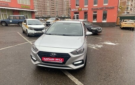 Hyundai Solaris II рестайлинг, 2018 год, 1 560 000 рублей, 2 фотография