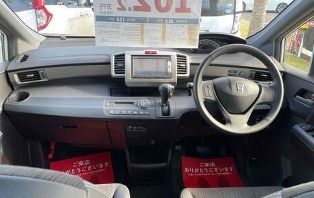 Honda Freed I, 2013 год, 790 083 рублей, 7 фотография