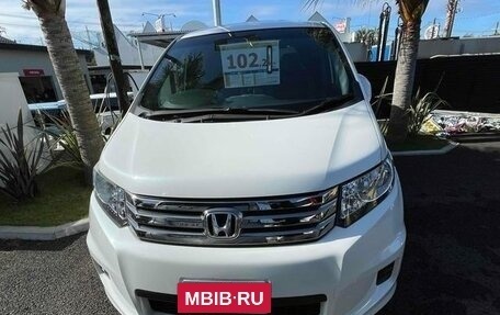 Honda Freed I, 2013 год, 790 083 рублей, 2 фотография