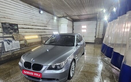 BMW 5 серия, 2004 год, 870 000 рублей, 9 фотография