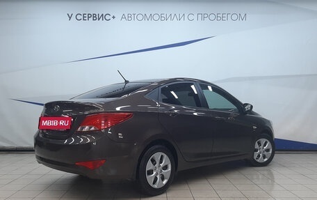 Hyundai Solaris II рестайлинг, 2016 год, 1 000 000 рублей, 3 фотография