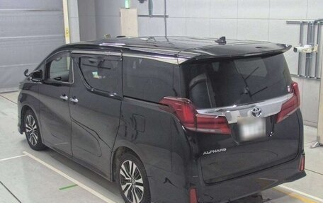 Toyota Alphard III, 2020 год, 3 590 000 рублей, 2 фотография