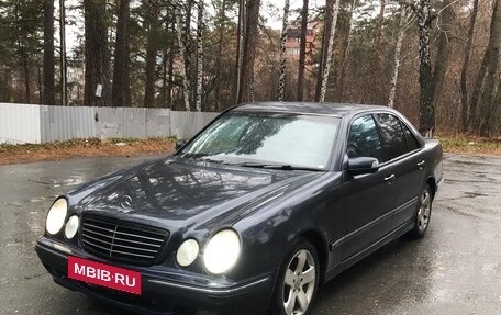 Mercedes-Benz E-Класс, 1999 год, 430 000 рублей, 3 фотография