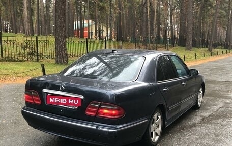 Mercedes-Benz E-Класс, 1999 год, 430 000 рублей, 10 фотография