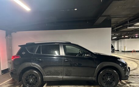 Toyota RAV4, 2018 год, 3 250 000 рублей, 3 фотография