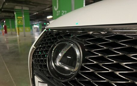 Lexus IS III, 2020 год, 3 700 000 рублей, 13 фотография