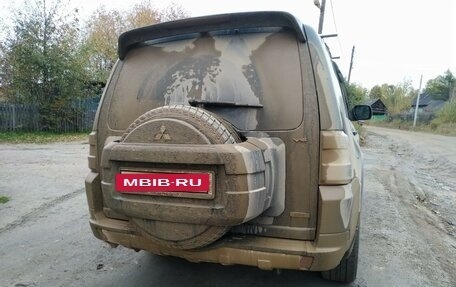 Mitsubishi Pajero IV, 2007 год, 1 000 000 рублей, 5 фотография