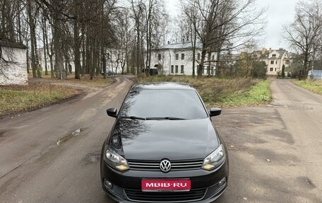 Volkswagen Polo VI (EU Market), 2012 год, 900 000 рублей, 1 фотография